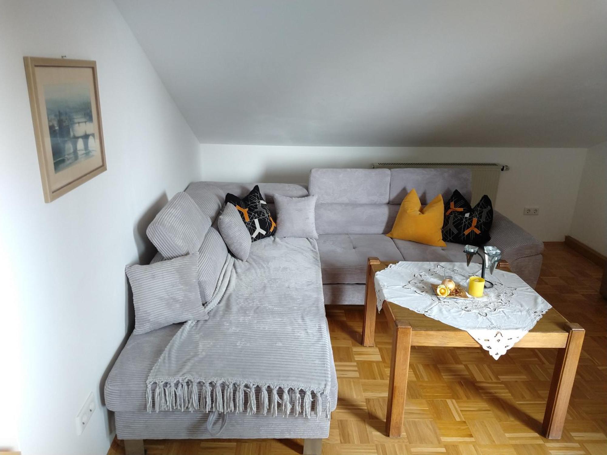 Christa Grabmeier Apartment Grainet